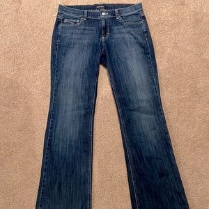 WHBM Boot Leg Denim Jeans. Size 8R. Great Pocket Details. Excellent Condition!